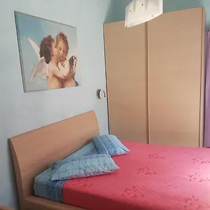 Bed & Breakfast Thousand Colors