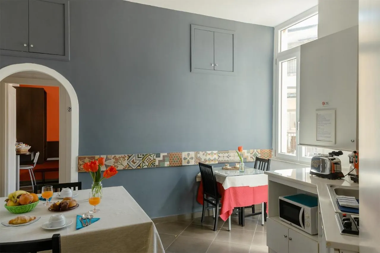Carafa Suite B&B Naples 2*,
